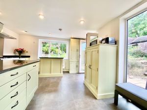 Photo 21- click for photo gallery